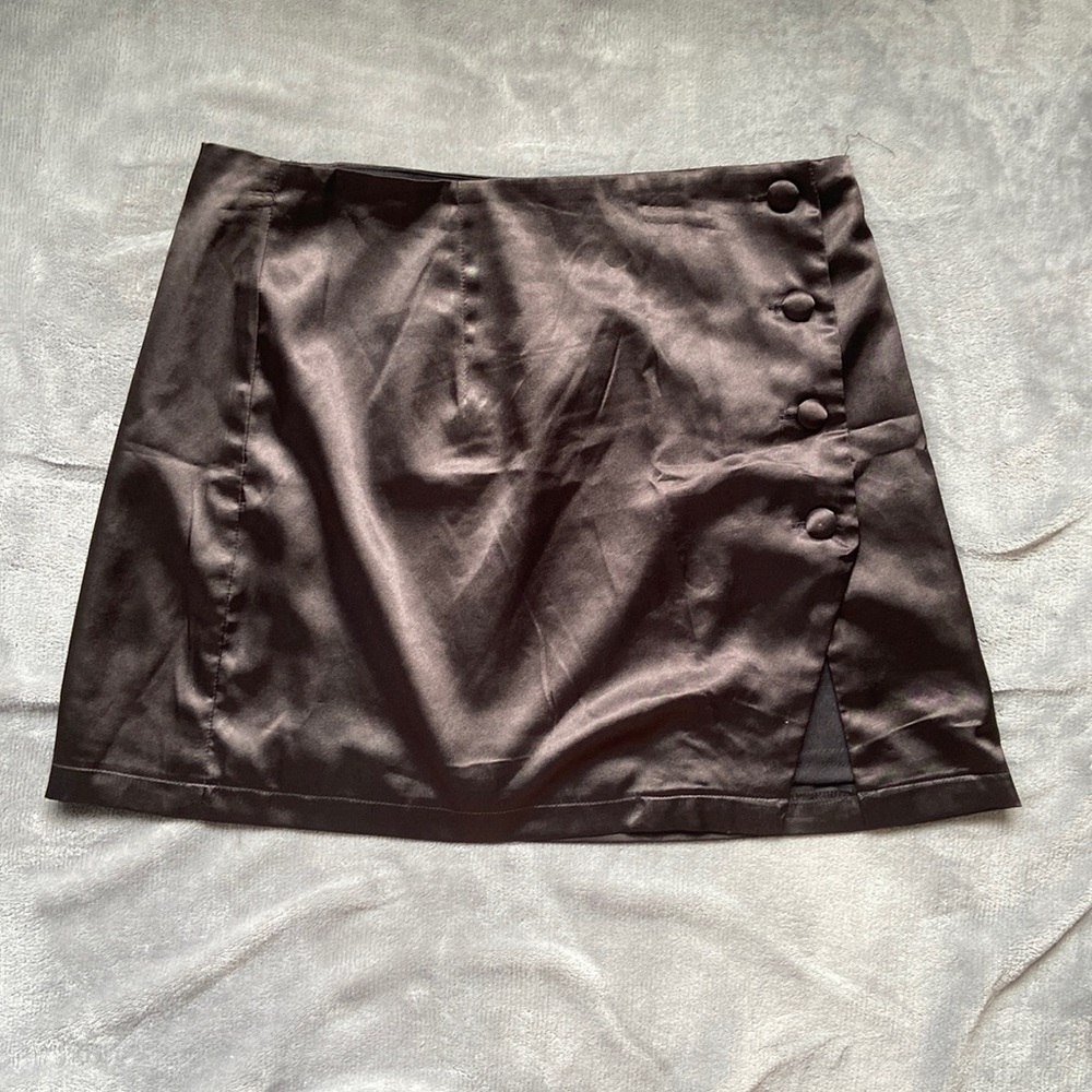 Forever 21 black skirt. Large
